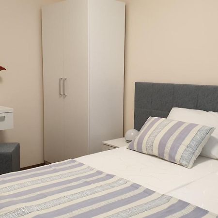 Apartments And Rooms With Parking Space Hvar - 15378 Hvar Town Kamer foto
