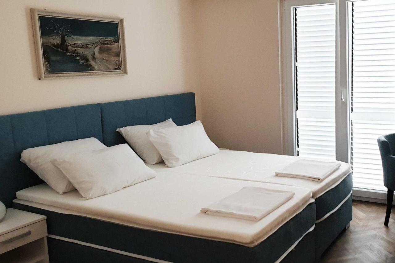 Apartments And Rooms With Parking Space Hvar - 15378 Hvar Town Buitenkant foto