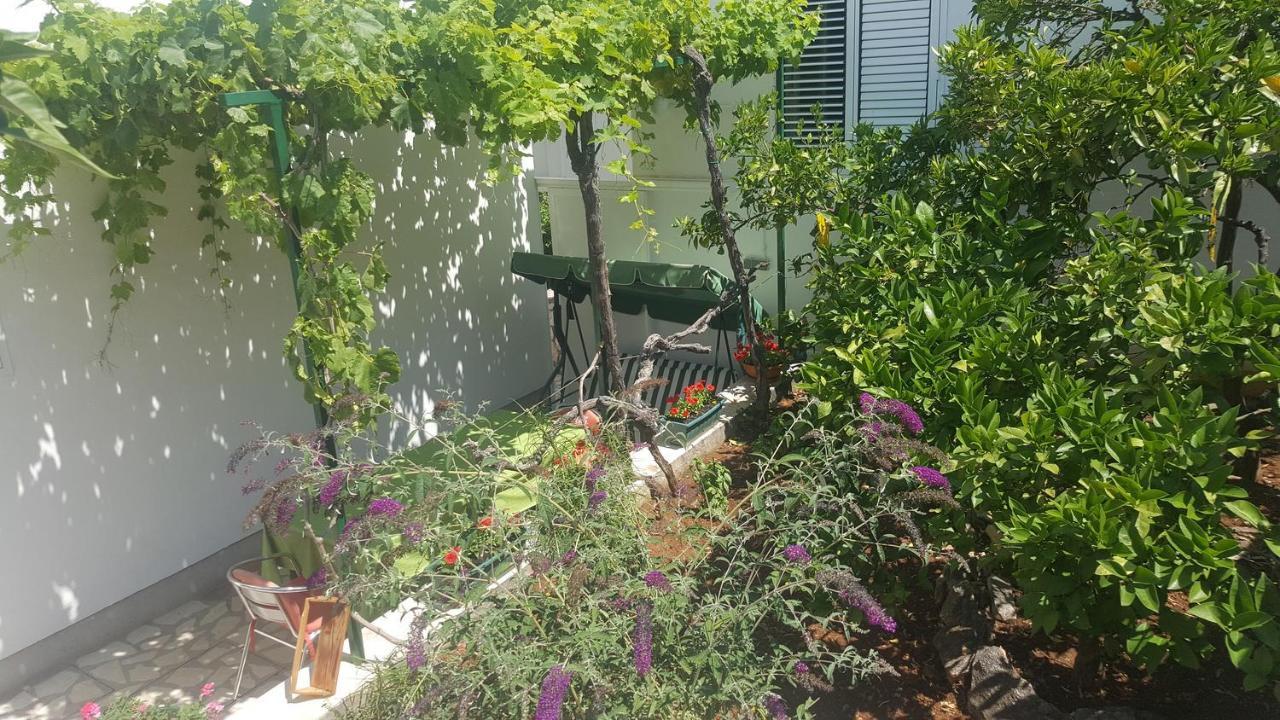 Apartments And Rooms With Parking Space Hvar - 15378 Hvar Town Buitenkant foto